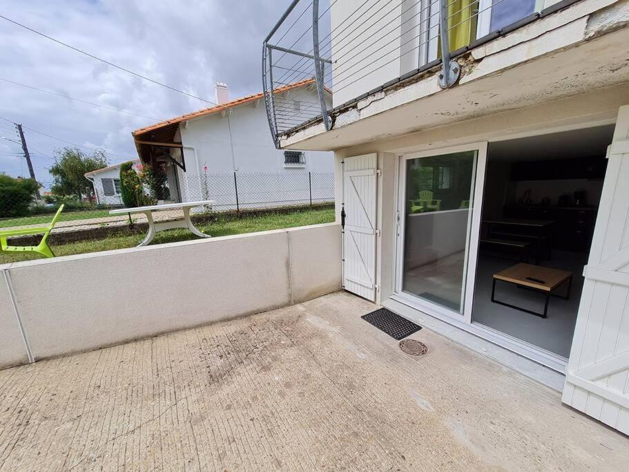 Appt 2 Pieces Avec Jardin Appartement *